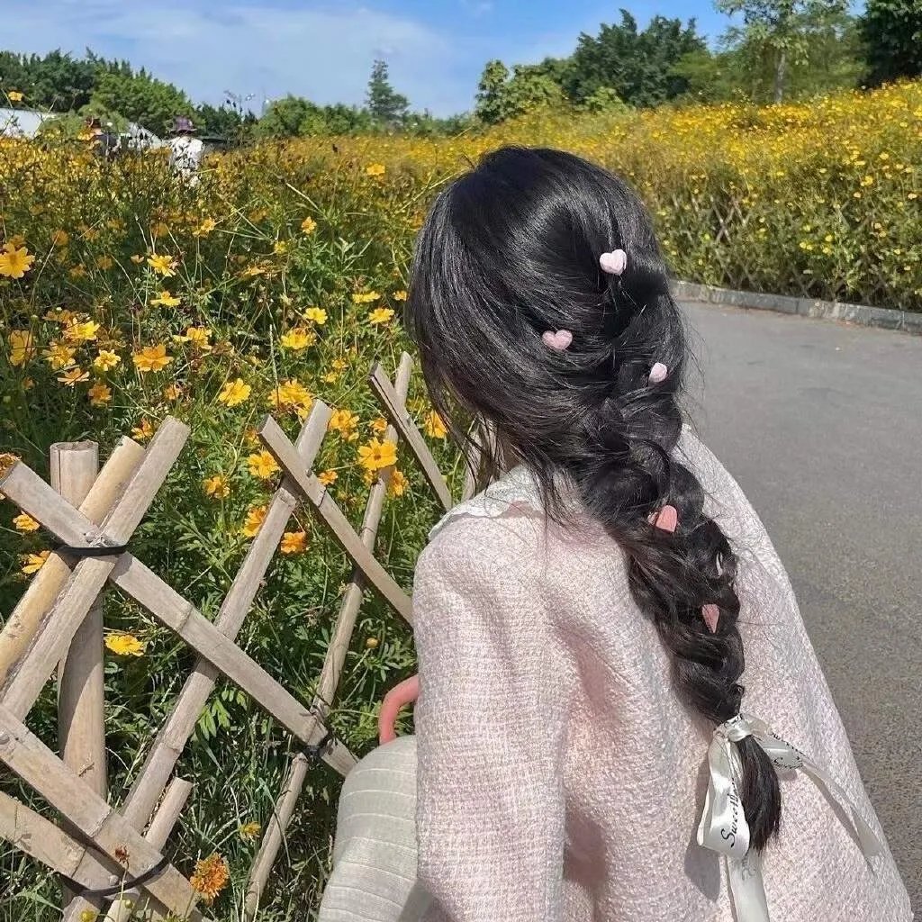 凝视者封面